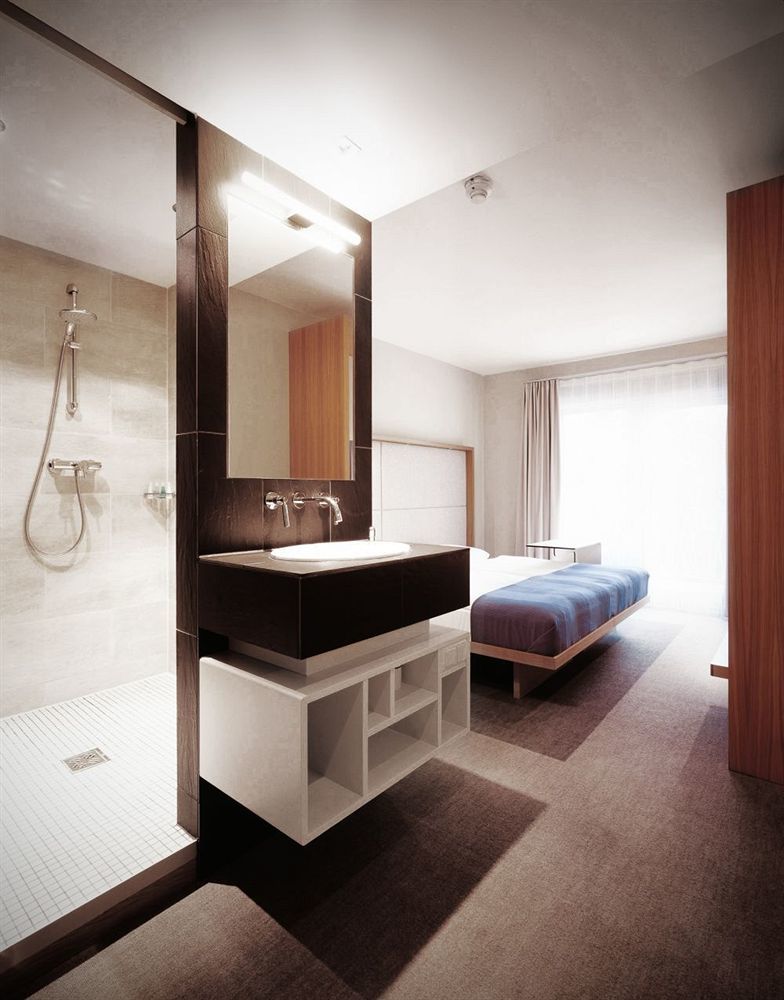 Daniel 4* Graz